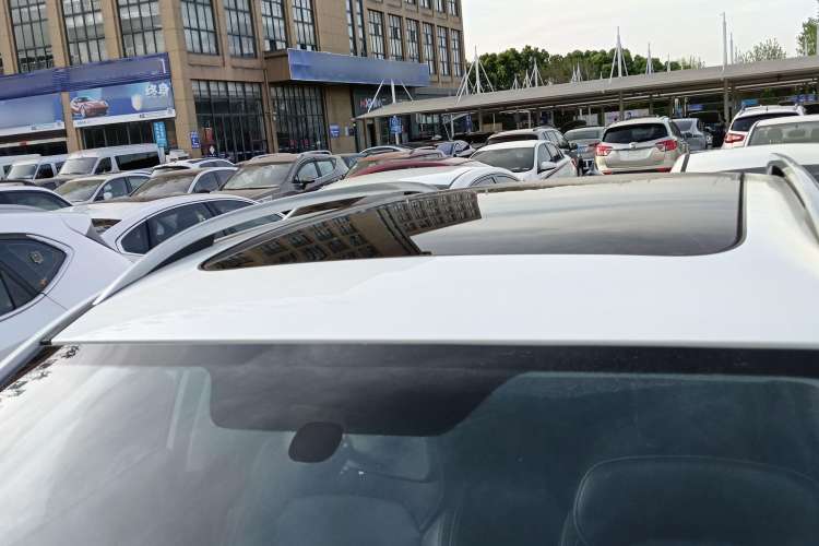 Used MG ZS 2018 1.5L Automatic Luxury Edition China V Standard
