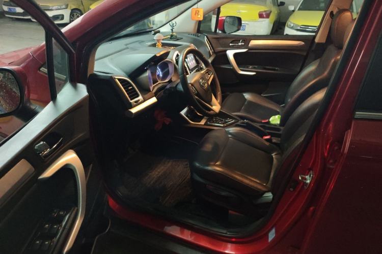 Used  Refine S3 2016 1.5L CVT Luxury Smart Version
