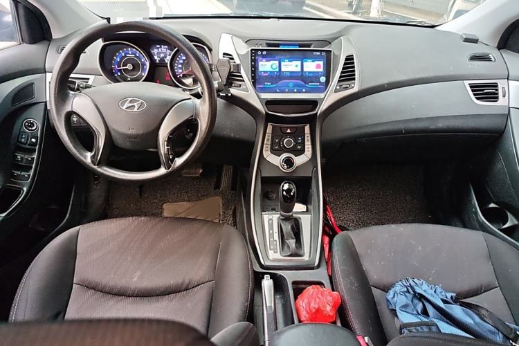 Used Hyundai Elantra 2015 1.6L Automatic Fashion Model
