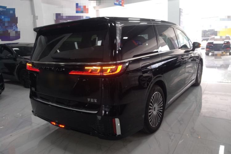 Used VOYAH Dream 2025 PHEV Four-Wheel Drive Prestige Kunpeng Edition
