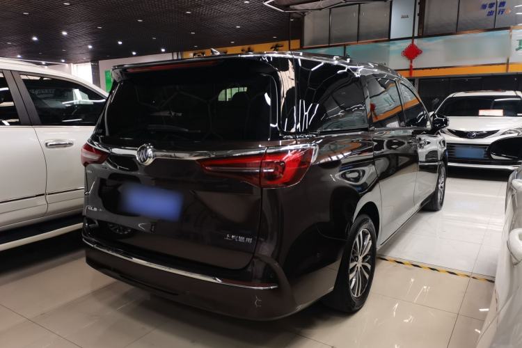 Used Buick GL8 2022 ES Landtrek 653T Luxury Edition
