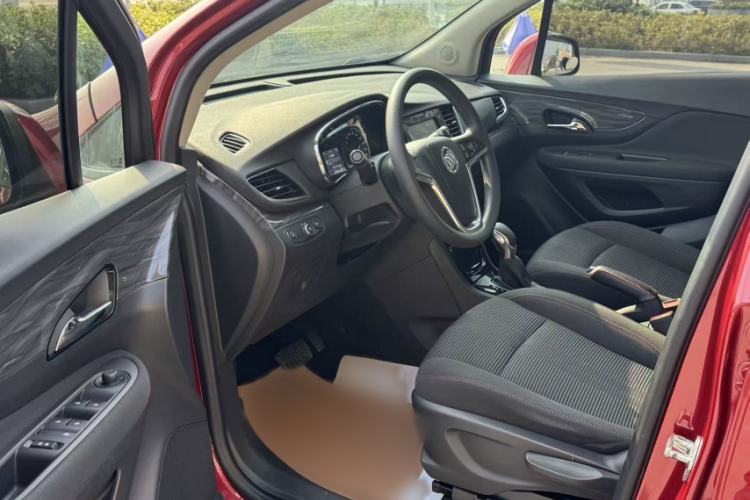 Used Buick Encore 2018 18T Automatic Two-Wheel Drive Urban Leading Model
