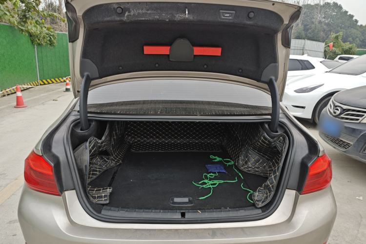 Used BMW 5 Series New Energy 2020 530Le Luxury Package
