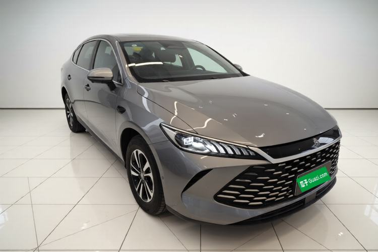 Used BYD Qin PLUS 2025 DM-i Smart Drive 120KM Superior Model