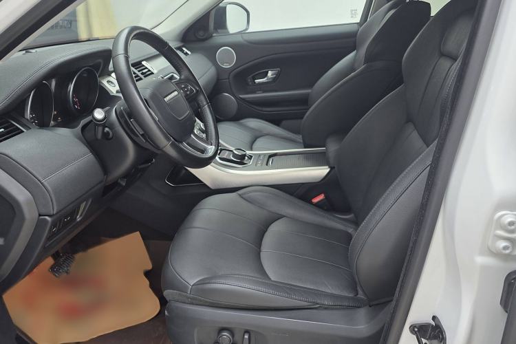 Used Land Rover Range Rover Evoque 2018 240 PS SE Smart Brilliance Edition

