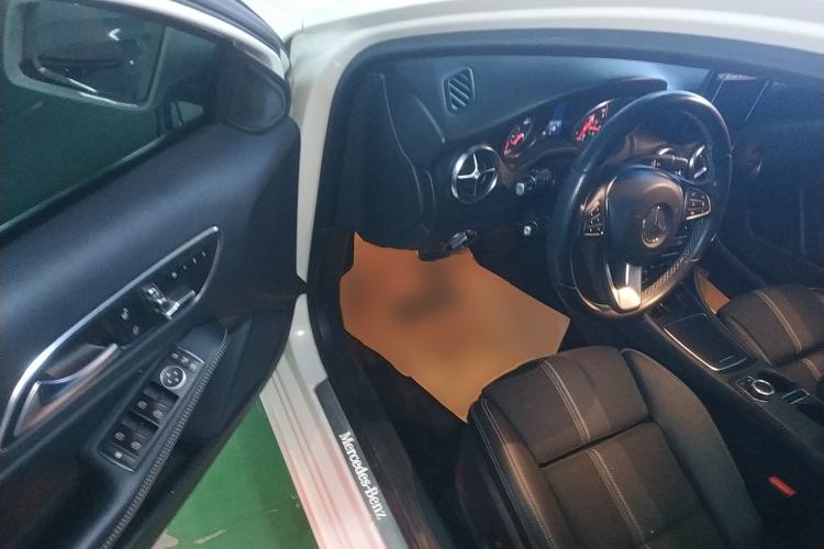 Used Mercedes-Benz A-Class (Import) 2018 A 200 Fashion Model
