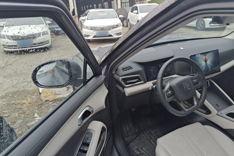 Used BYD Yuan UP 2025 Intelligent Driving Version 401 KM Dynamic Edition