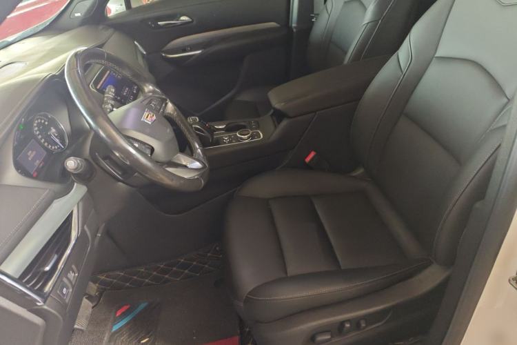 Used Cadillac XT4 2018 28T Two-Wheel Drive Leading Version
