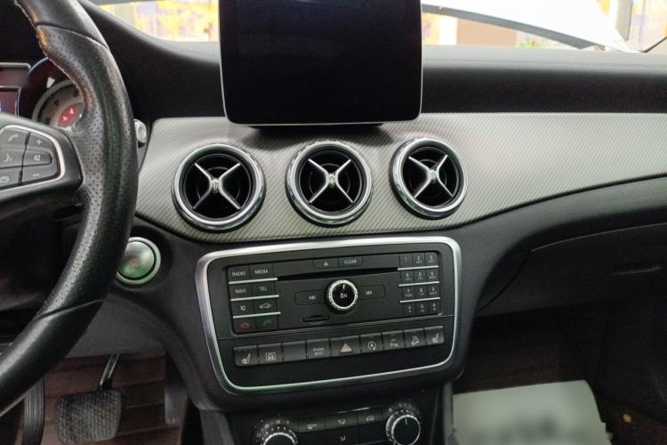 Used Mercedes-Benz GLA 2016 GLA 220 4MATIC Luxury Model
