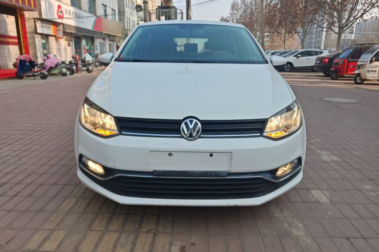 Used Volkswagen Polo 2016 1.6L Automatic Comfort Model
