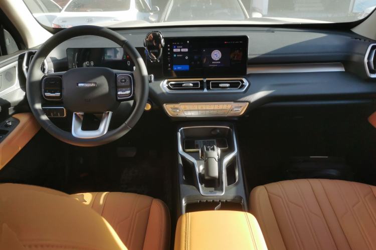 Used Haval H5 2025 2.0T Automatic All-Wheel Drive Navigation Version – Gasoline
