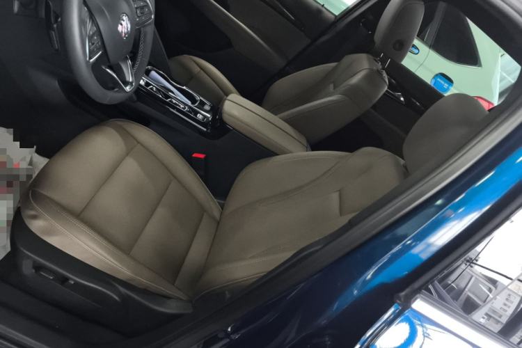 Used Buick Envision 2023 Encore Plus 652T Five-Seat Luxury Model
