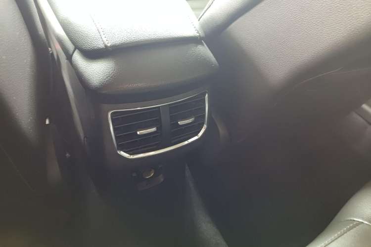 Used Ford Mondeo 2013 2.0L GTDi 200 Luxury Model
