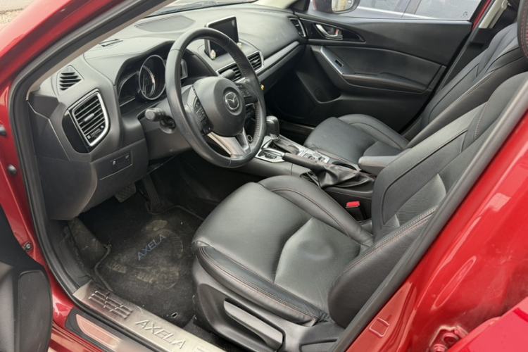 Used Mazda Mazda 3 Axela 2016 Sedan 2.0L Automatic Flagship Model
