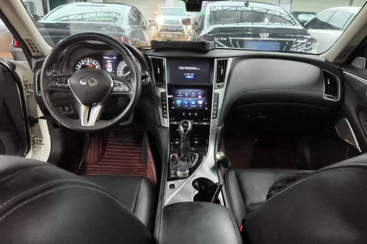 Used Infiniti Q50L 2018 2.0T Enjoyment Edition China V standard
