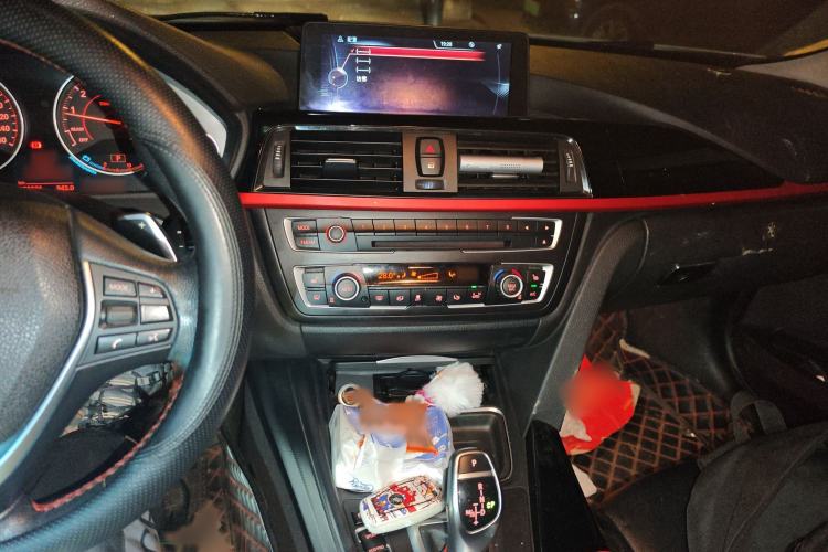 Used BMW 3 Series 2014 320i Sport Design Package