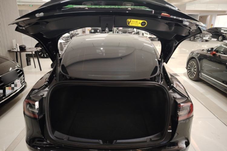 Used Tesla Model 3 2022 Rear-Wheel-Drive Version
