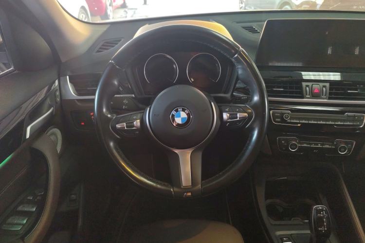 Used BMW X1 2022 sDrive25Li Leading Model
