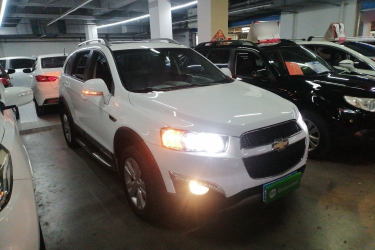 Used Chevrolet Captiva 2014 2.4L 4x4 Flagship Edition 7 Seats
