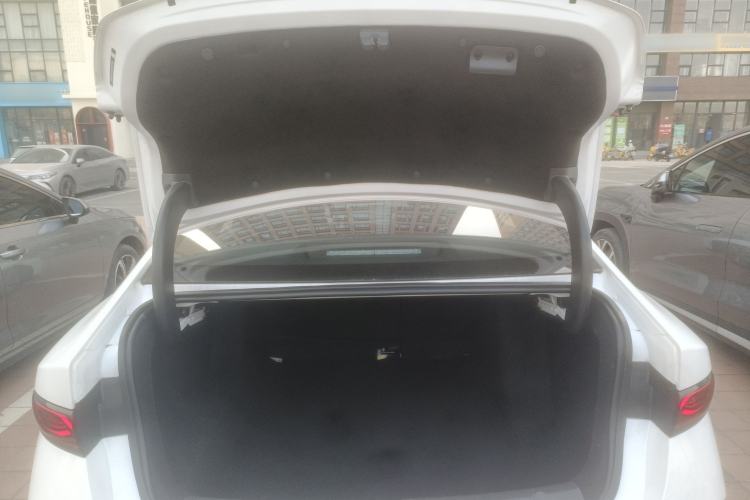 Used BYD Qin PLUS 2025 DM-i Smart Drive 120KM Superior Model