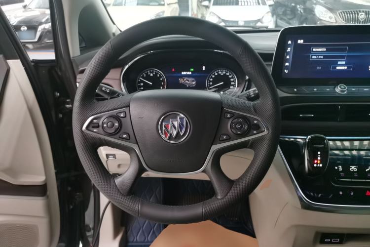 Used Buick GL8 2022 Land Executive Class 652T Prestige Model
