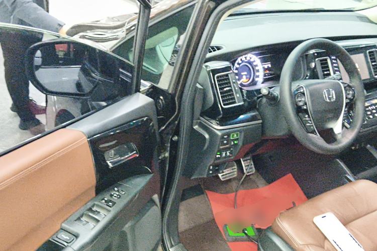 Used Honda Elysion 2019 2.0L Hybrid Supreme Edition
