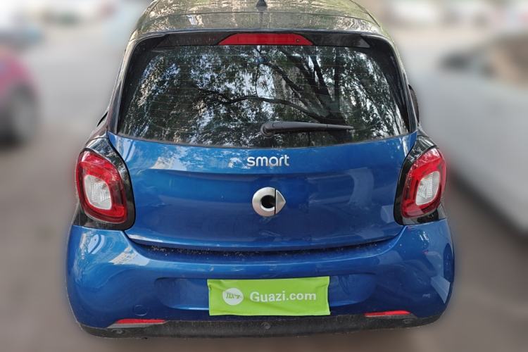 Used  forfour 2016 0.9T 66 kW Pioneer Edition