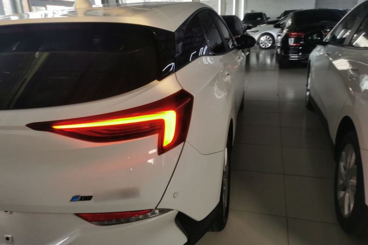 Used Buick Velite 6 2024 450km Range Commuter Version
