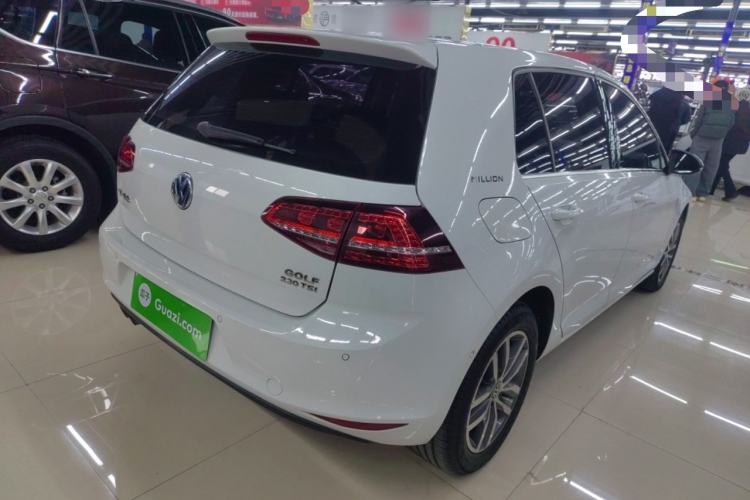 Used Volkswagen Golf 2017 230TSI Automatic Luxury Million-Vehicle Commemorative Edition
