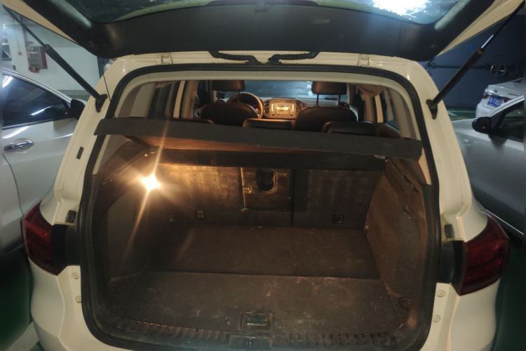 Used Volkswagen Tiguan L 2013 1.8TSI Automatic Two-Wheel Drive Trend Edition