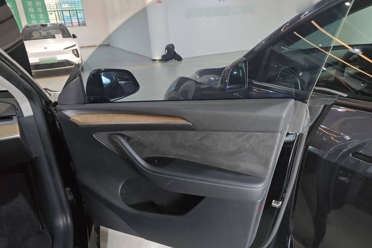 Used Tesla Model Y 2021 Standard Range Rear-Wheel Drive Version
