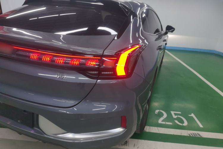 Used Zeekr 001 2022 Ultra-Long Range Single-Motor WE Version
