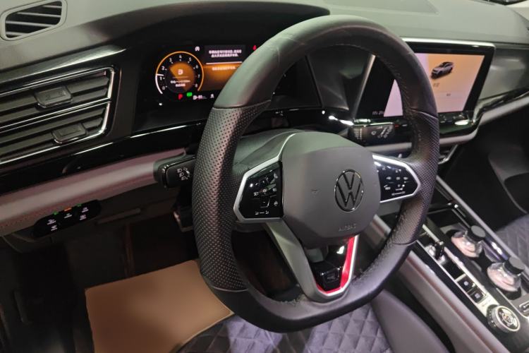 Used Volkswagen Teramont X 2023 380TSI Four-Wheel Drive Luxury Edition
