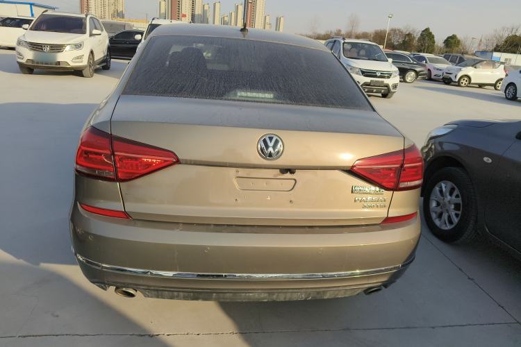 Used Volkswagen Passat 2017 330TSI DSG Luxury Edition
