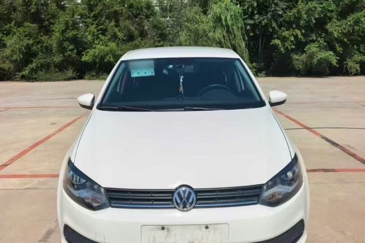 Used Volkswagen Polo 2016 1.4L Automatic Trendy Model
