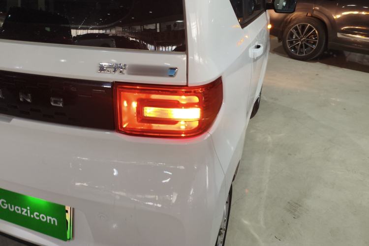 TDK.VehicleDetails.img