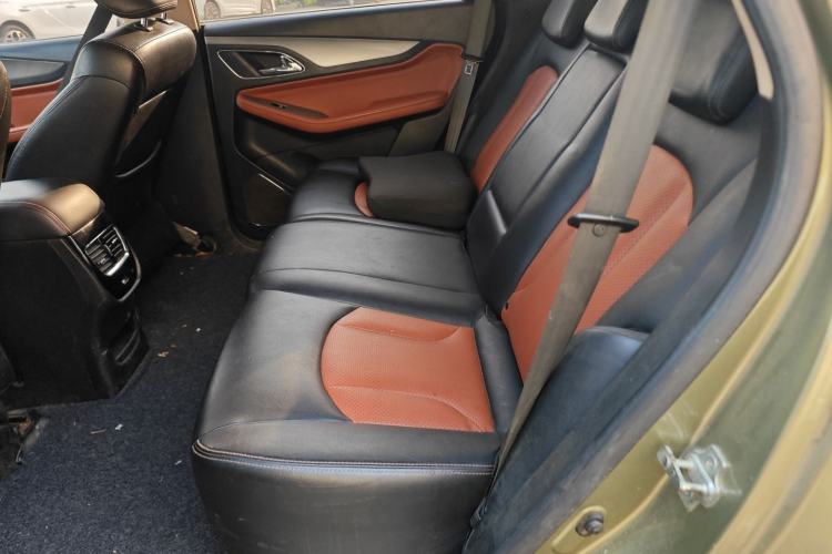 Used Baojun 560 2015 1.8L Manual Elite Model