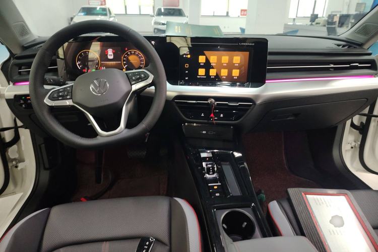 Used Volkswagen Lamando 2023 Lavida L 280TSI DSG Spicy Edition
