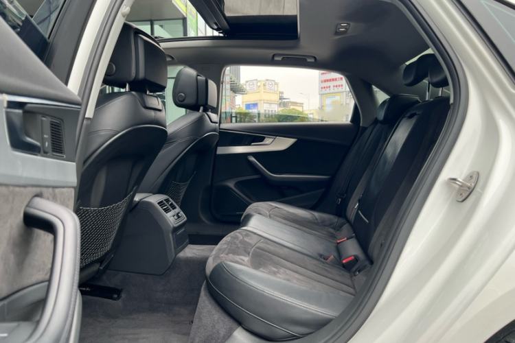 Used Audi A4L 2018 30th Anniversary Edition 45 TFSI quattro Sport model