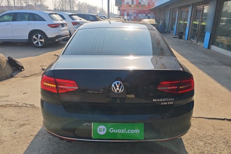 Used Volkswagen Magotan 2018 330TSI DSG Advanced Model
