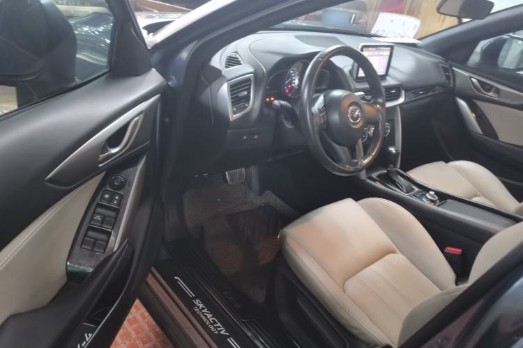 Used Mazda CX-4 2016 2.0L Automatic 2WD Blue Sky Dynamic Leather Edition