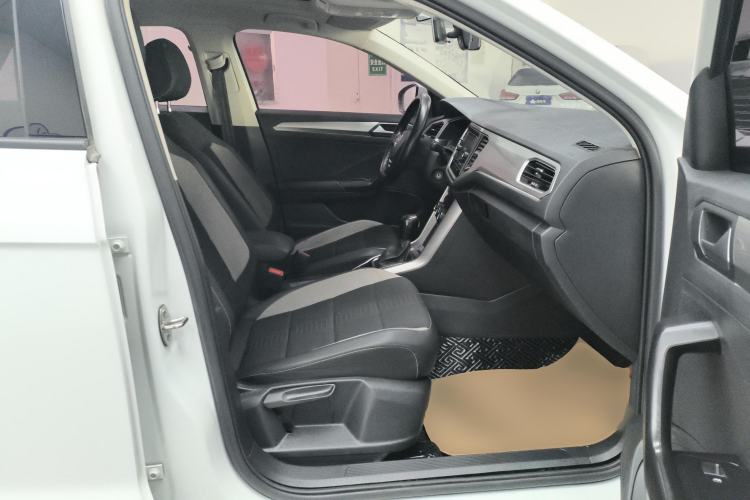 Used Volkswagen T-ROC 2020 230TSI DSG Two-Wheel Drive Advanced Version
