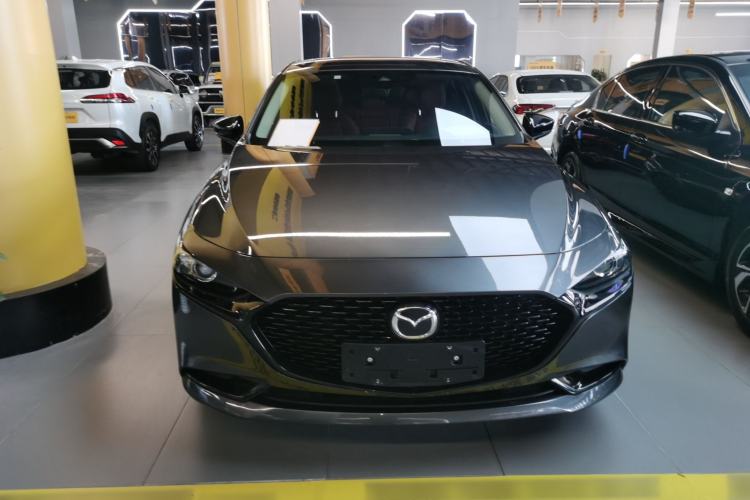 Used Mazda Mazda 3 Axela 2022 2.0L Automatic Premium Black Obsidian Edition
