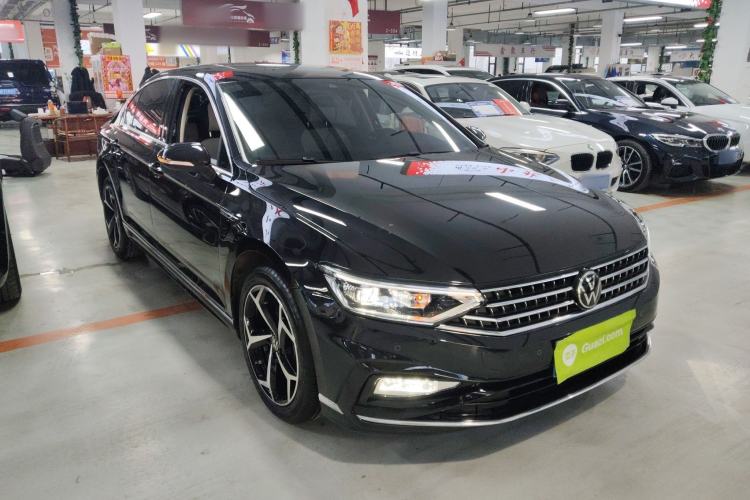 Used Volkswagen Magotan 2023 2 Million Units Commemorative Edition 330TSI DSG Luxury Version