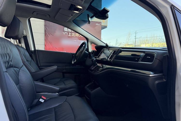 Used Honda Elysion 2019 2.0L Hybrid Luxury Edition
