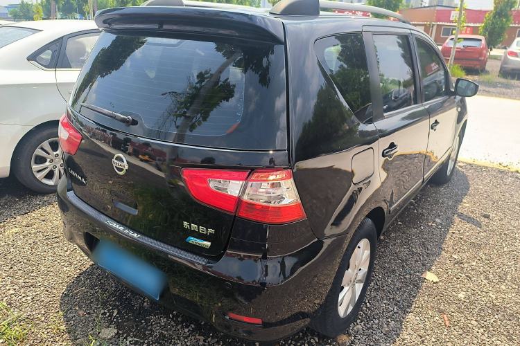 Used Nissan Livina 2013 1.6XL CVT Luxury Edition
