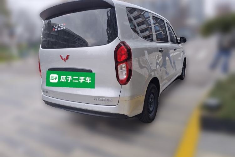Used Wuling Hongguang New Energy 2024 All-Electric Model 300KM Standard Version
