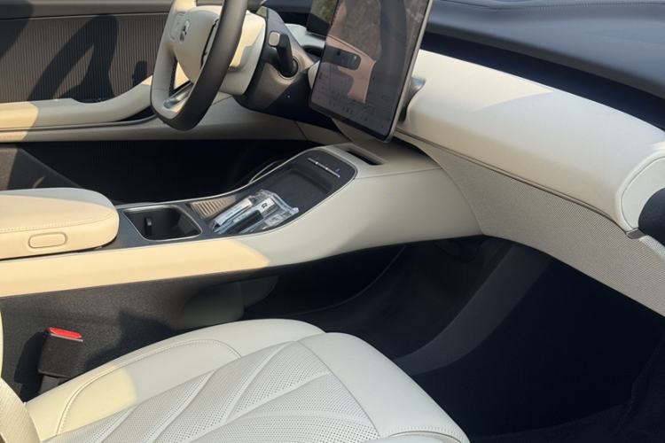 Used Nio ET5T 2025 75 kWh Touring