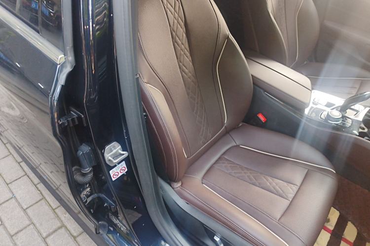 Used BMW 5 Series 2022 Restyled 525Li M Sport Package
