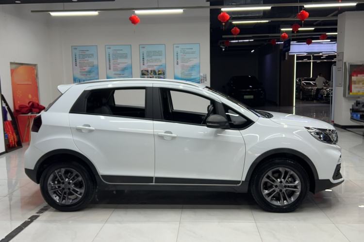 Used Geely Auto Vision X3 2020 1.5L CVT Luxury Model
